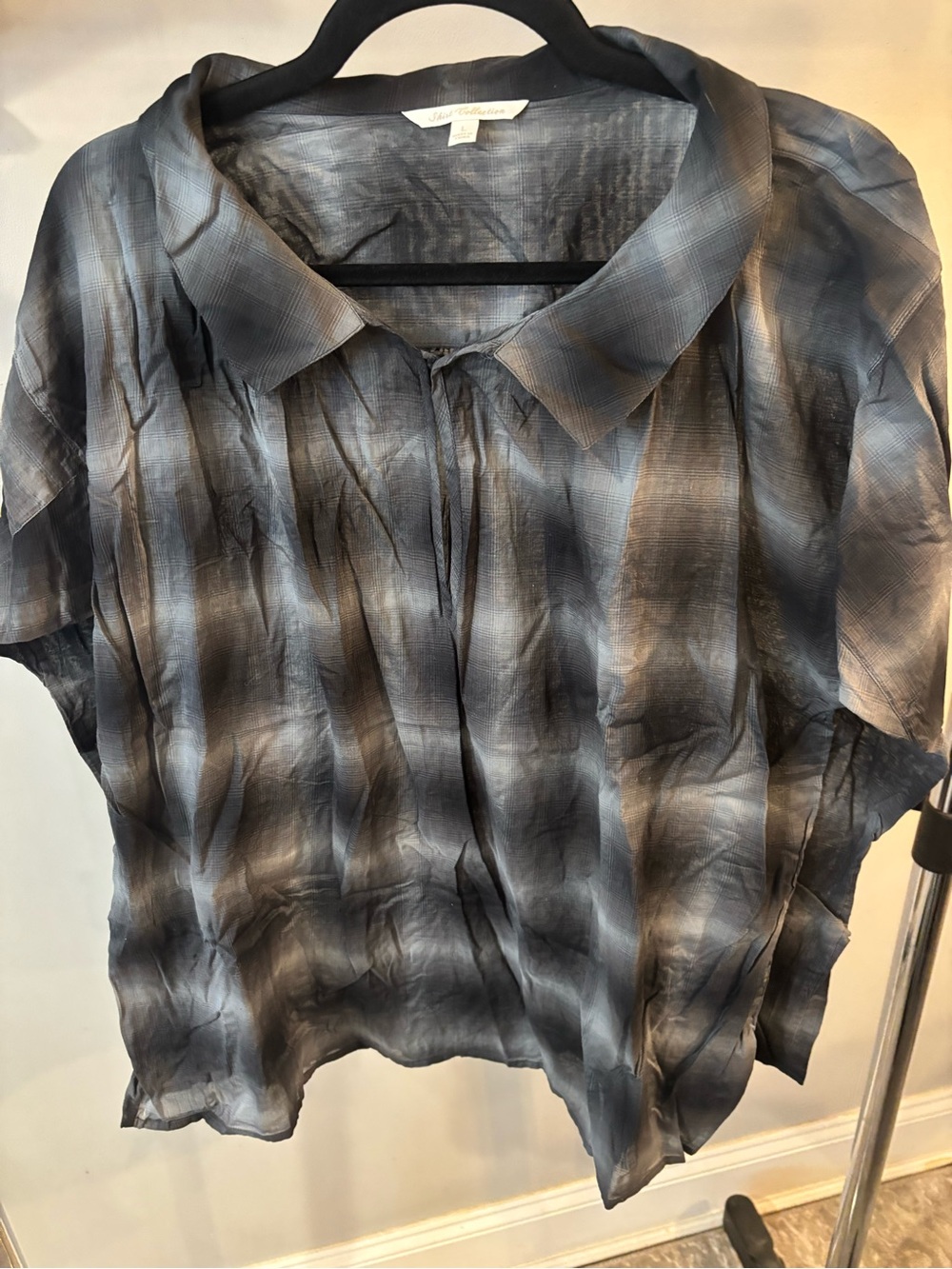 Uniqlo Women's Blue and Gray Plaid Button-Down Blouse size L - Picture 10 of 10
